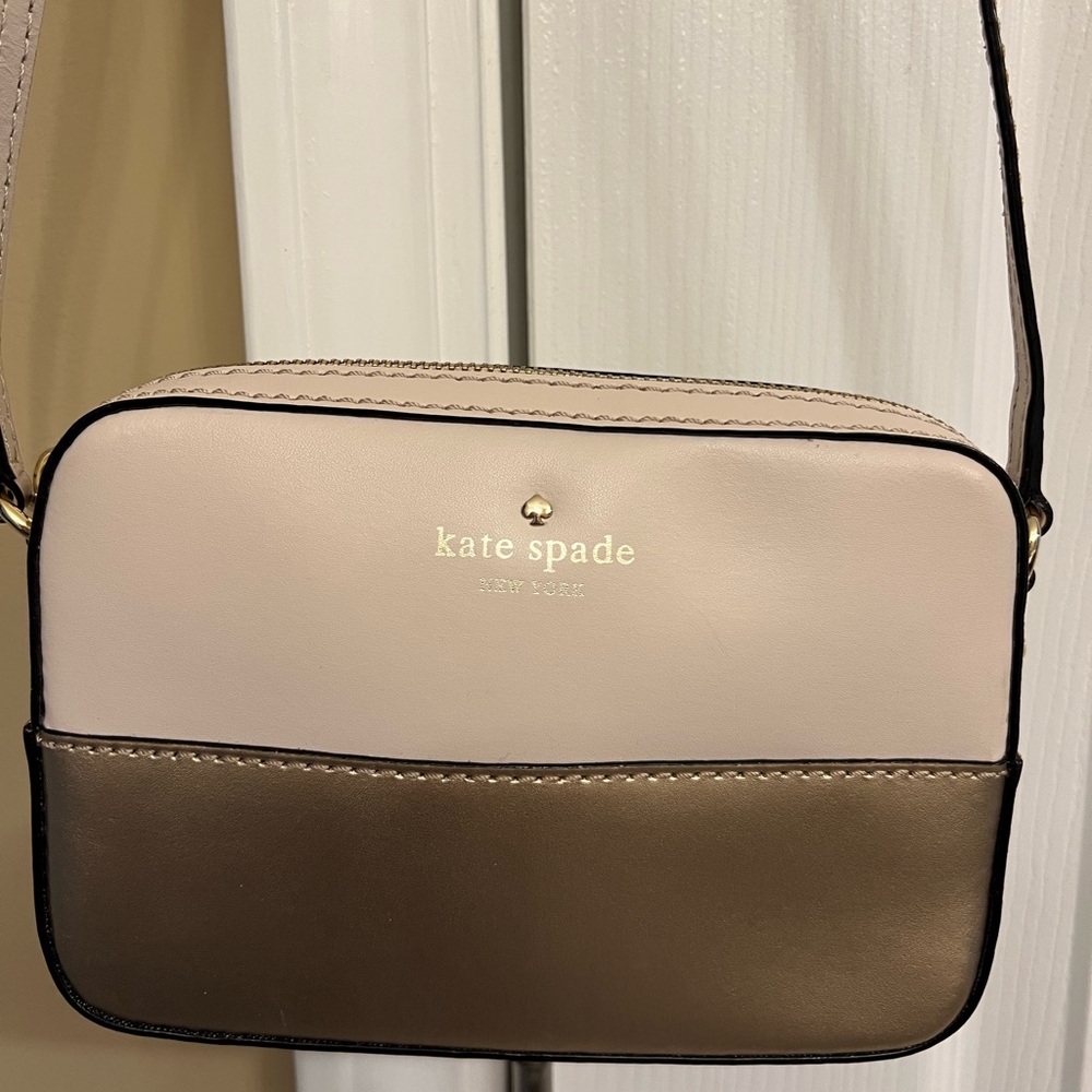 Kate Spade Cream and Gold Crossbody Bag - Picture 13 of 14
